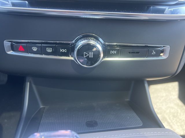 2026 Volvo XC90 Core - Photo 18