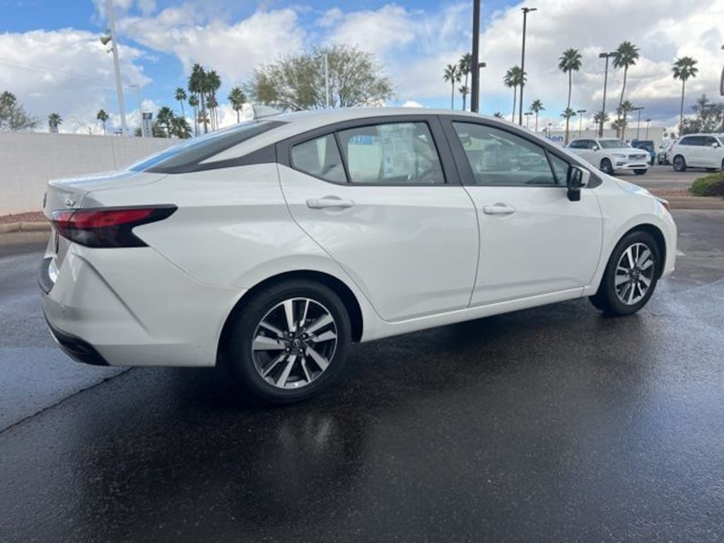 Used 2024 Nissan Versa 1.6 SV Sedan