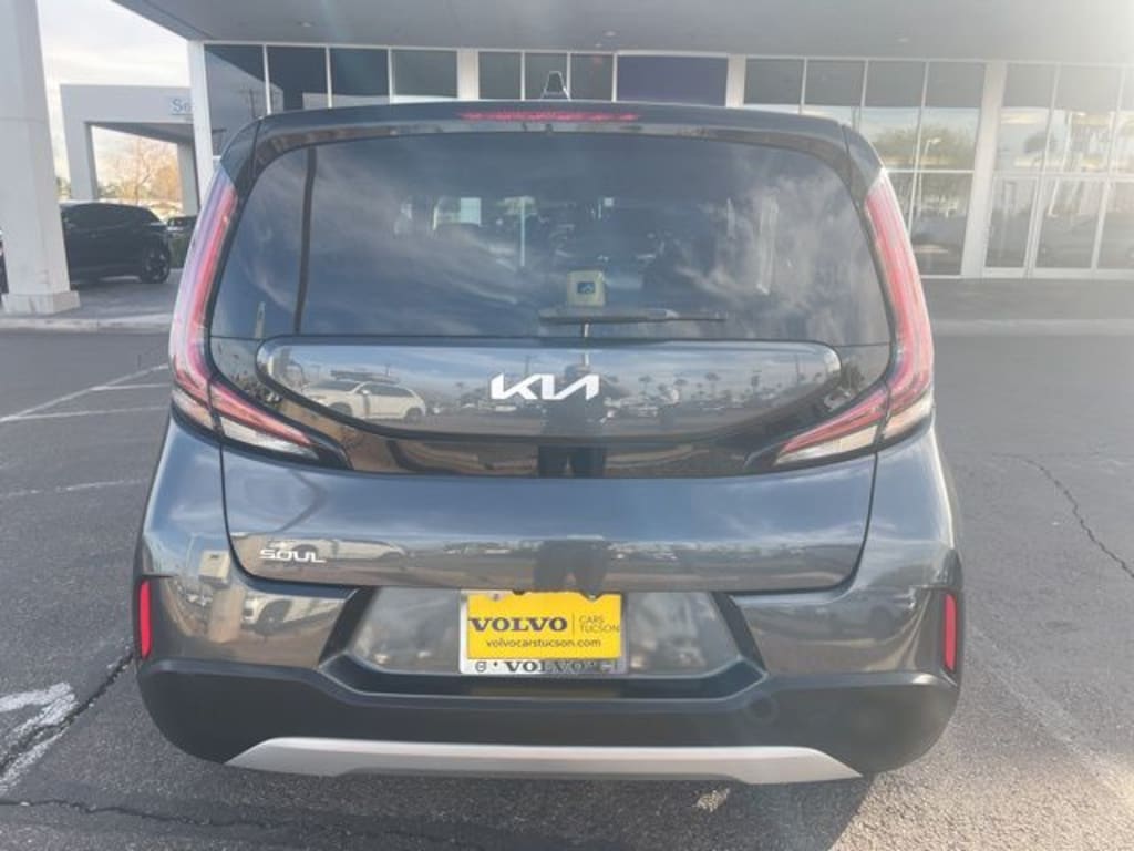 Used 2023 Kia Soul LX Hatchback