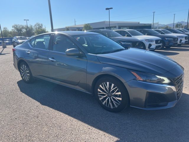 2023 Nissan Altima SV