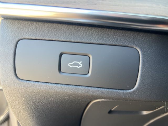 2026 Volvo XC90 Core - Photo 22