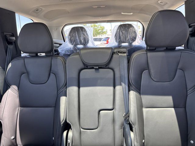 2025 Volvo XC90 Ultra - Photo 19