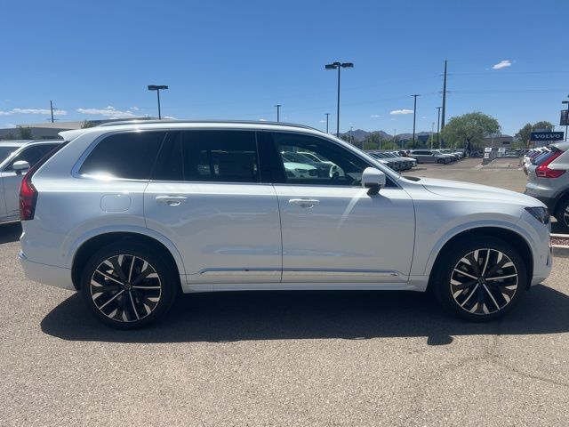 2026 Volvo XC90 Ultra - Photo 2