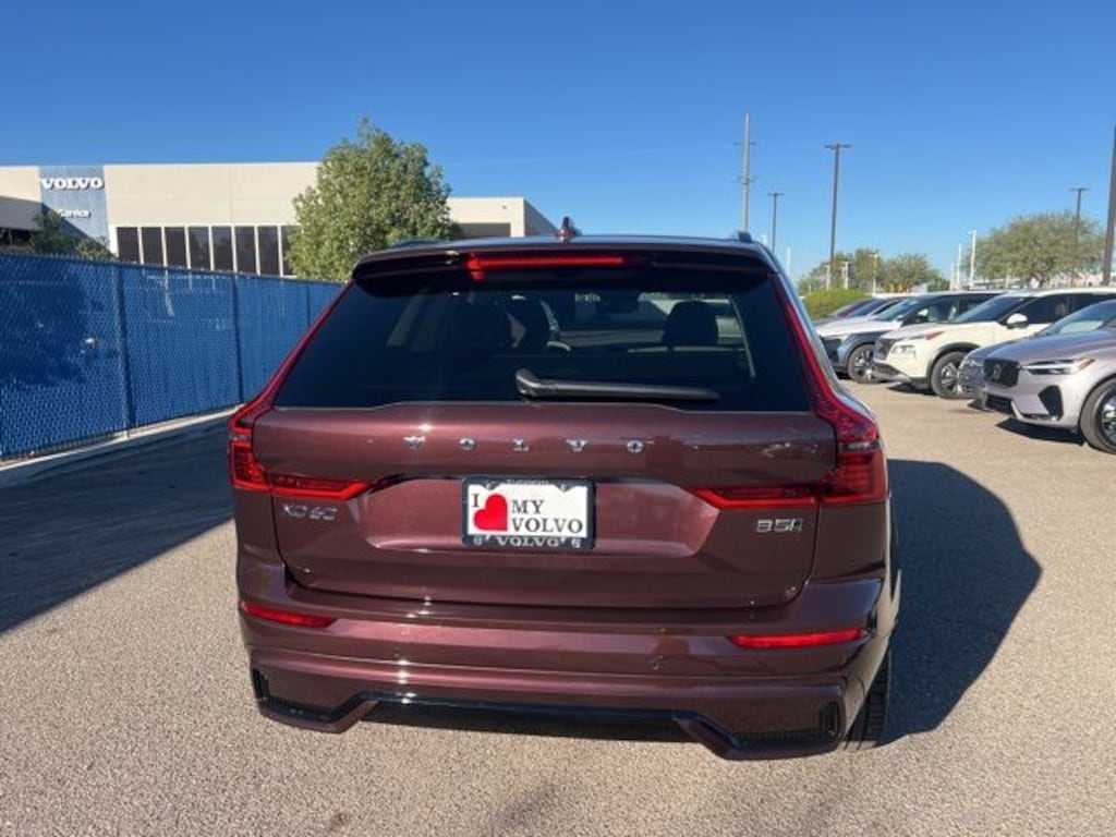 New 2026 Volvo XC60 B5 Ultra SUV