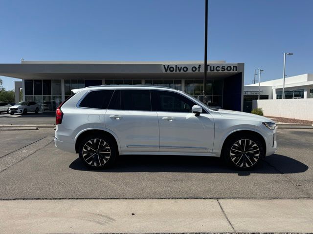 2026 Volvo XC90 T8 Plus photo 2