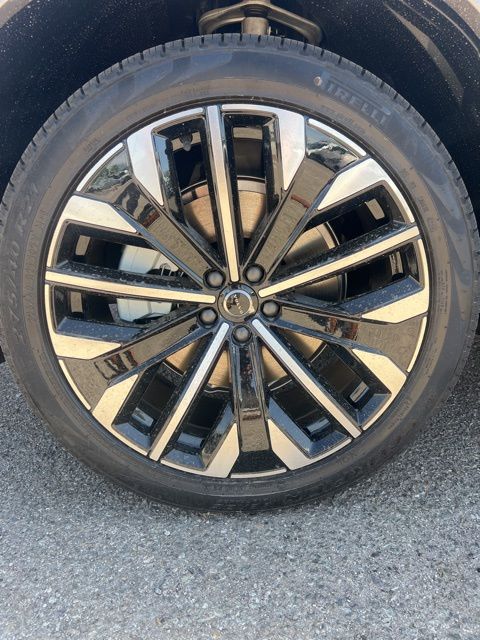 2026 Volvo XC90 Core - Photo 36