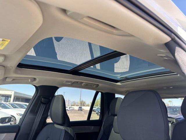 2025 Volvo XC90 Plus - Photo 19