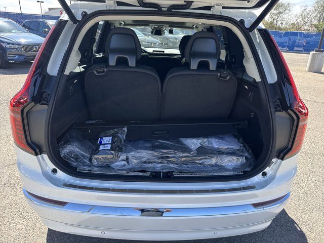2025 Volvo XC90 Plus - Photo 7