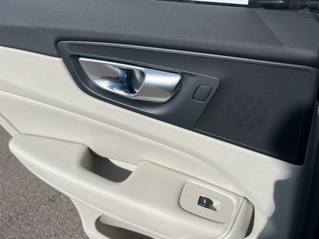 2026 Volvo XC60 Ultra - Photo 25