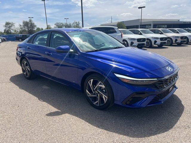 2025 Hyundai Elantra Limited Sedan