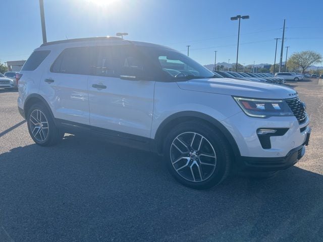 2018 Ford Explorer Sport's photo