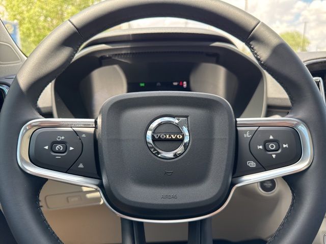 2026 Volvo XC40 Plus - Photo 31