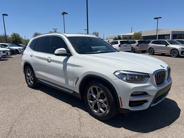 2021 BMW X3 xDrive30e's photo