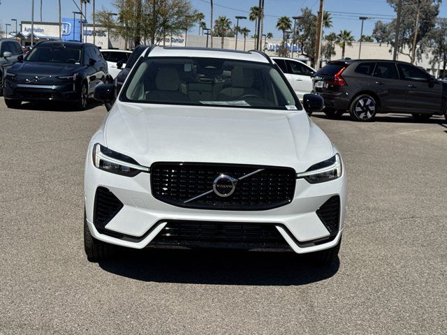 2025 Volvo XC60 Hybrid T8 Plus photo 2