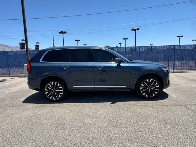 2025 Volvo XC90 Plus photo 2