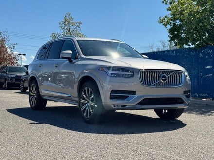 2025 Volvo XC90 B5 Core SUV