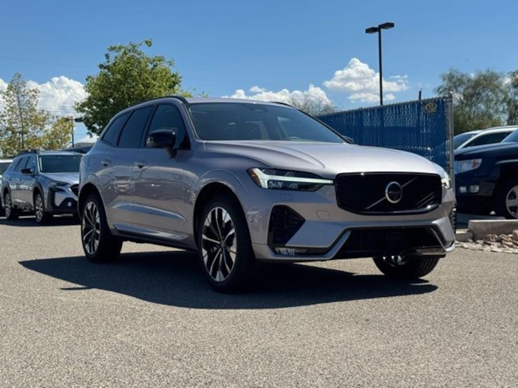 New 2026 Volvo XC60 B5 Plus SUV