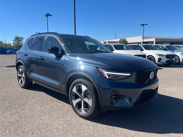 2026 Volvo XC40