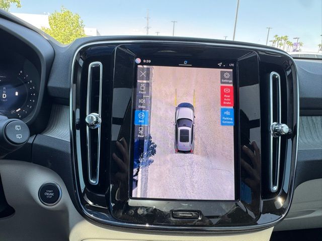 2026 Volvo XC40 Plus - Photo 30