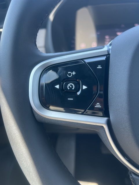 2026 Volvo XC90 Ultra - Photo 13