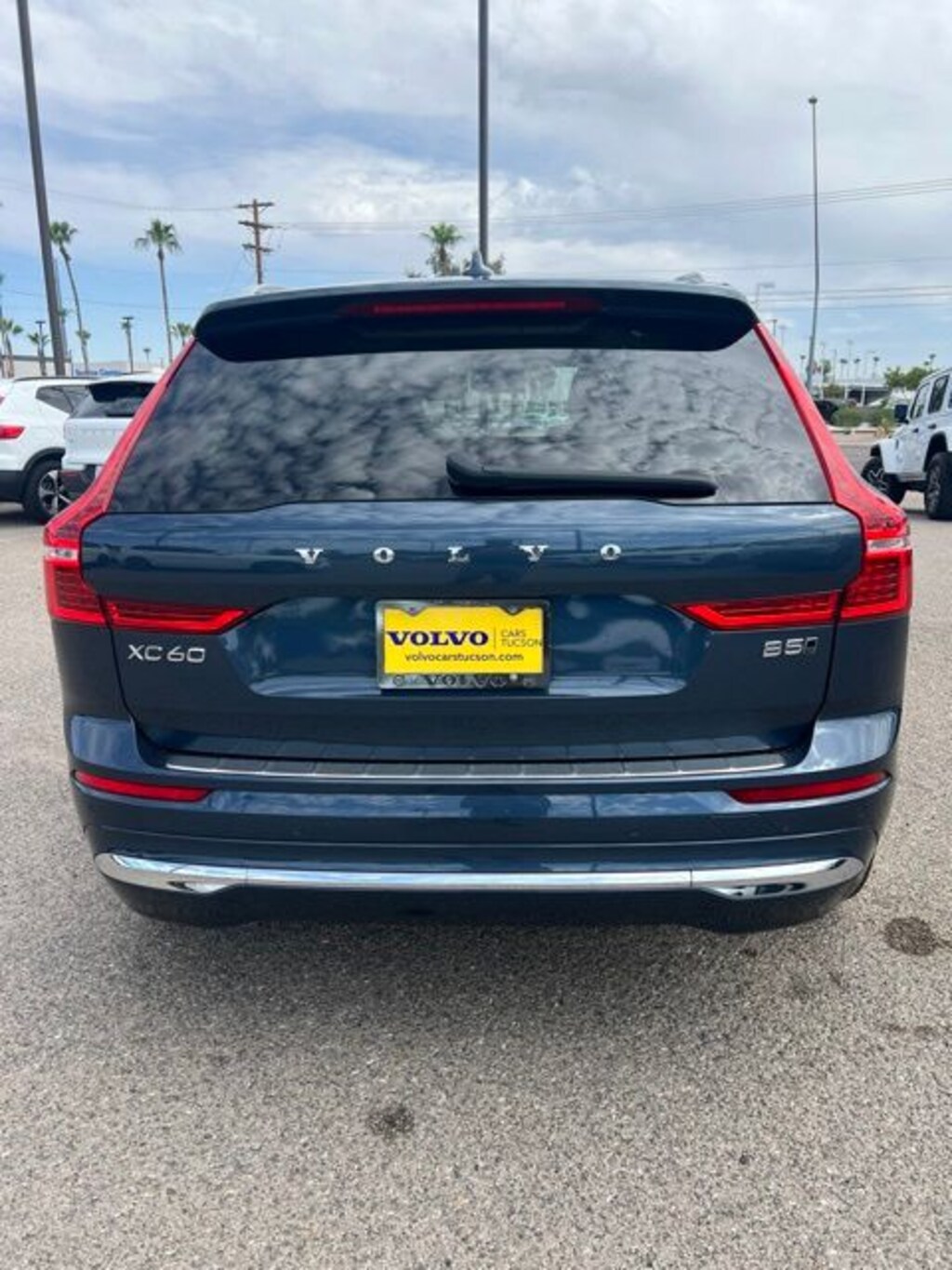 Certified 2023 Volvo XC60 B5 Ultimate Bright Theme SUV