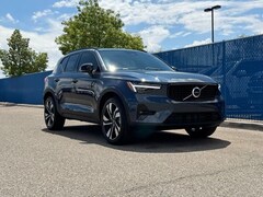 2026 Volvo XC40 B5 Plus AWD SUV