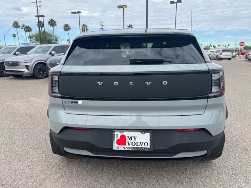 New 2026 Volvo EX30 Twin Motor Cross Country Ultra SUV