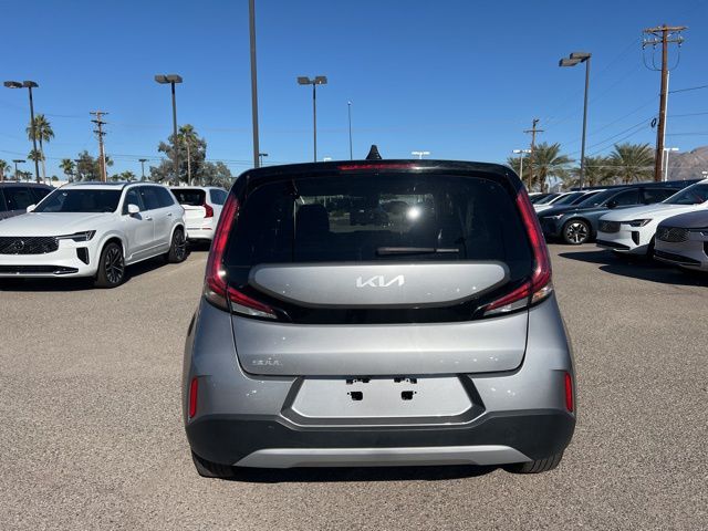 2024 Kia Soul LX S photo 4