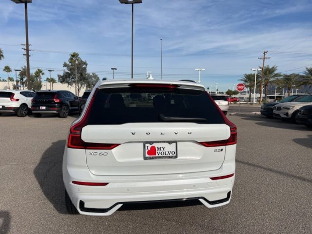 New 2026 Volvo XC60 B5 Plus SUV