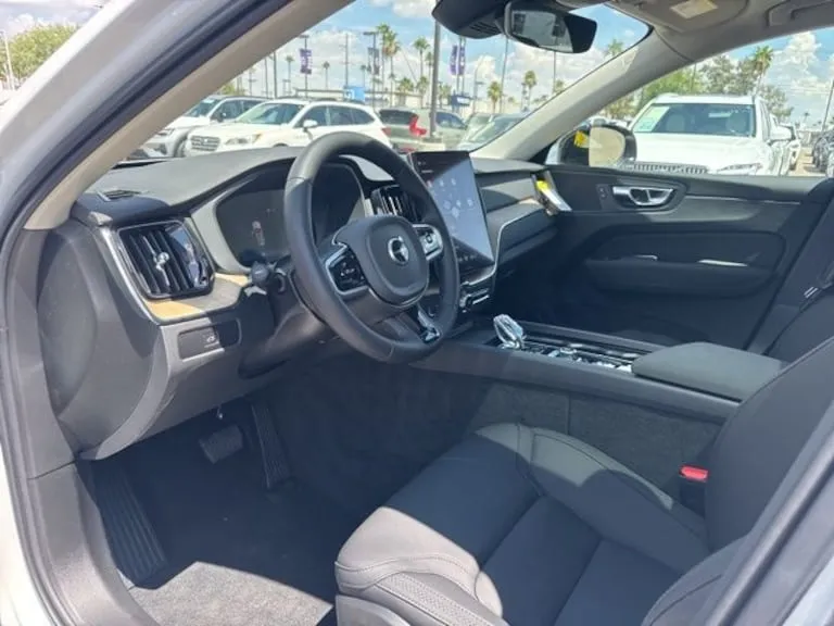 2026 Volvo XC60 front seats