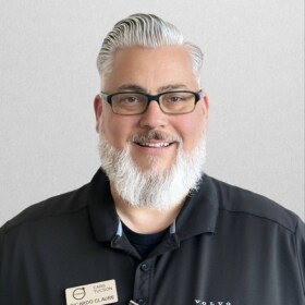 Staff member Ricardo Claure from fea00c7e42c9