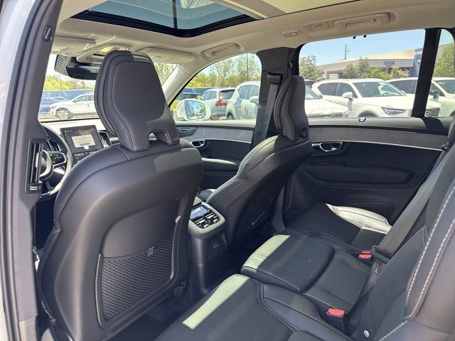 2025 Volvo XC90 Ultra - Photo 21