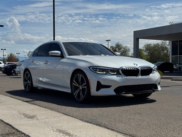 2022 BMW 3 Series 330i Sedan