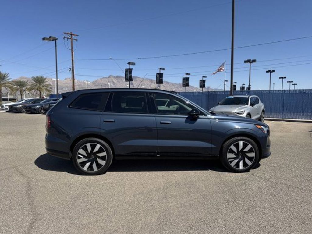 Used 2025 Volvo EX90 Twin Motor Performance Ultra 7-Seater SUV