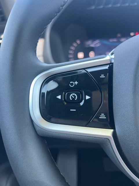 2026 Volvo XC90 Core - Photo 13