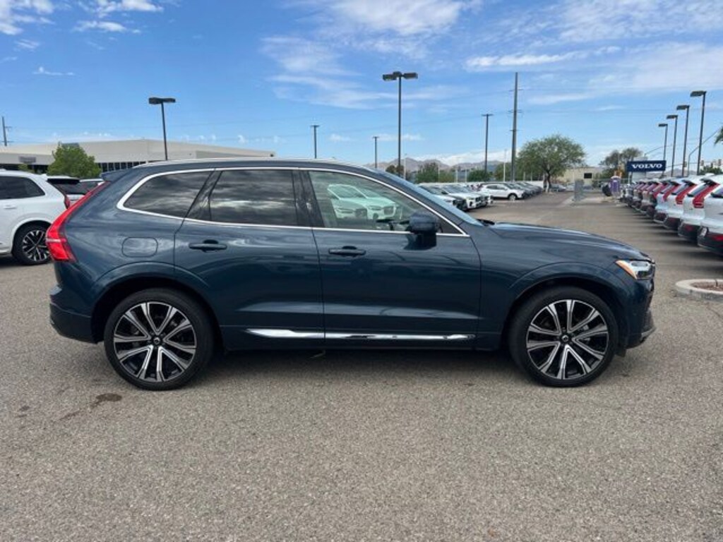 Certified 2023 Volvo XC60 B5 Ultimate Bright Theme SUV
