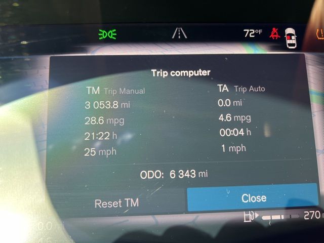 2025 Volvo XC40 Core - Photo 11