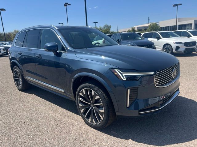 2026 Volvo XC90 Plus