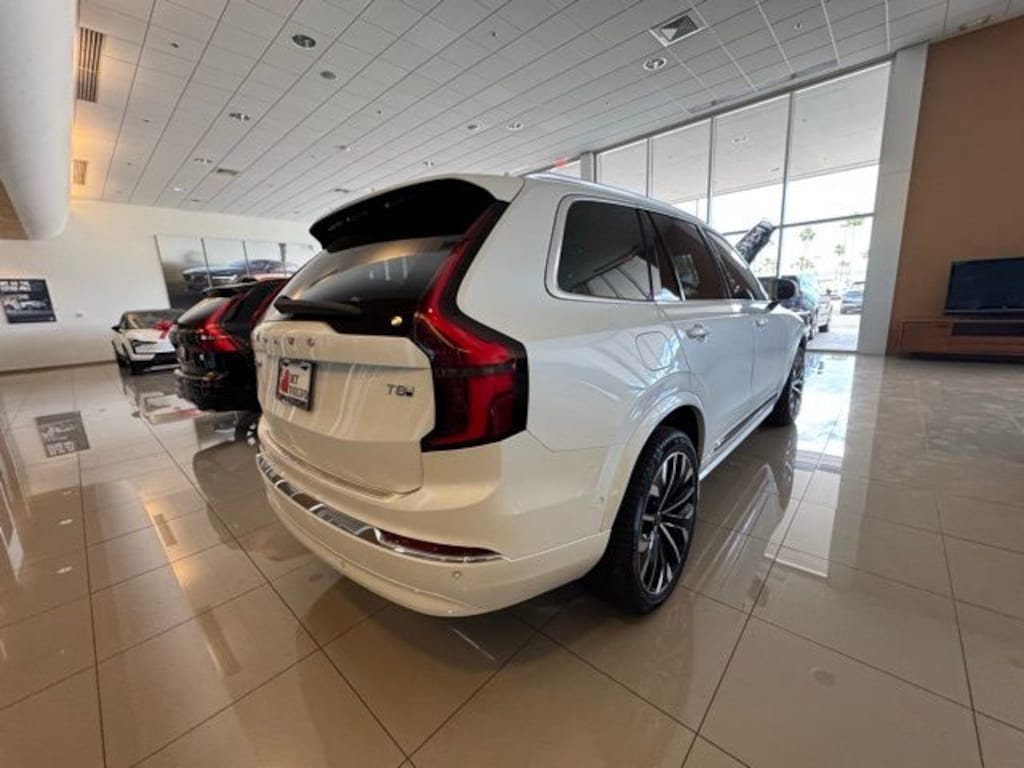 New 2025 Volvo XC90 plug-in hybrid T8 (2025.5) Ultra 7-Seater SUV