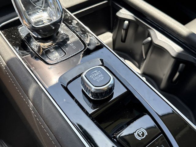 2025 Volvo XC90 Ultra - Photo 26