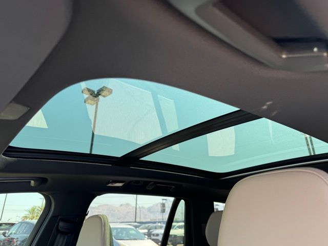 2026 Volvo XC90 Plus - Photo 19
