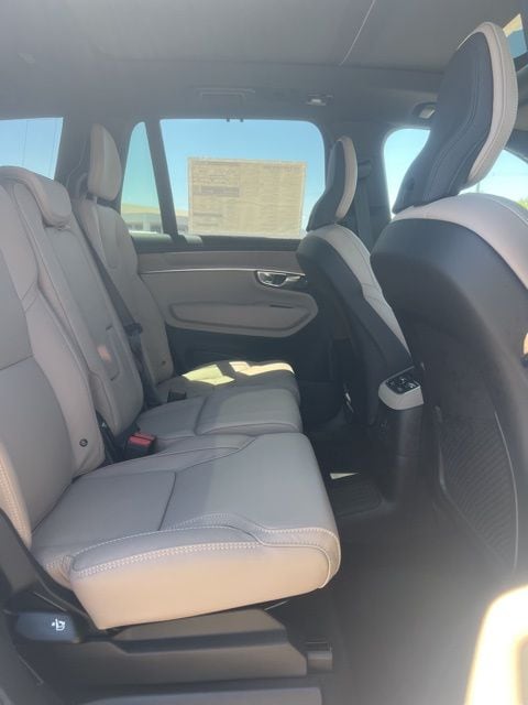 2026 Volvo XC90 Ultra - Photo 31