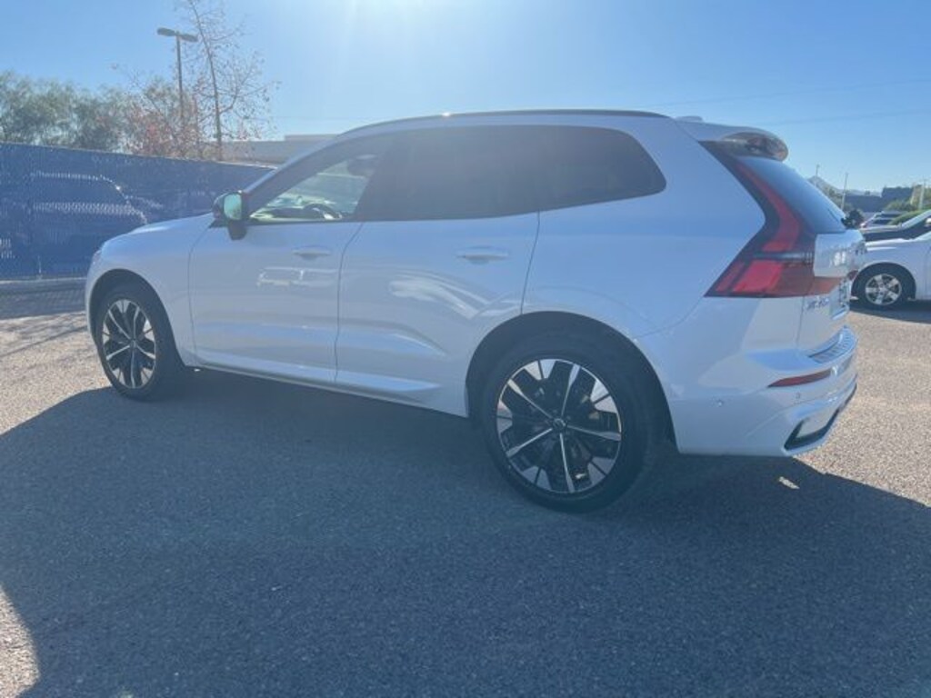 New 2026 Volvo XC60 B5 Plus SUV