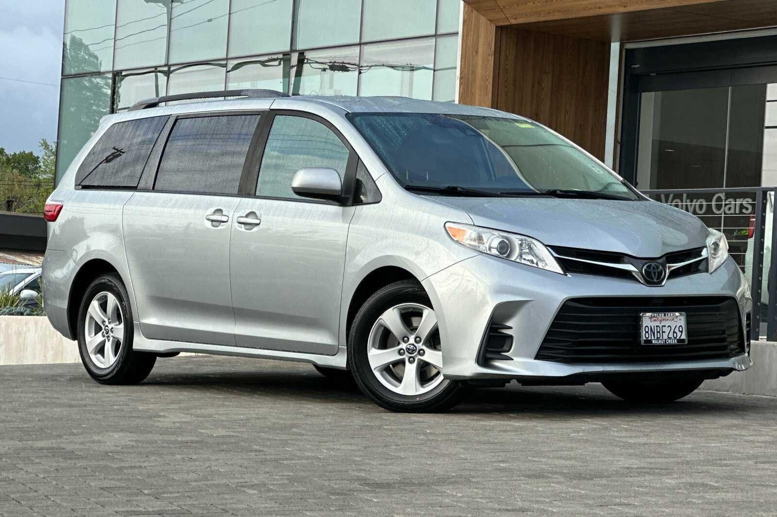Used 2020 Toyota Sienna LE with VIN 5TDKZ3DC9LS039031 for sale in Walnut Creek, CA