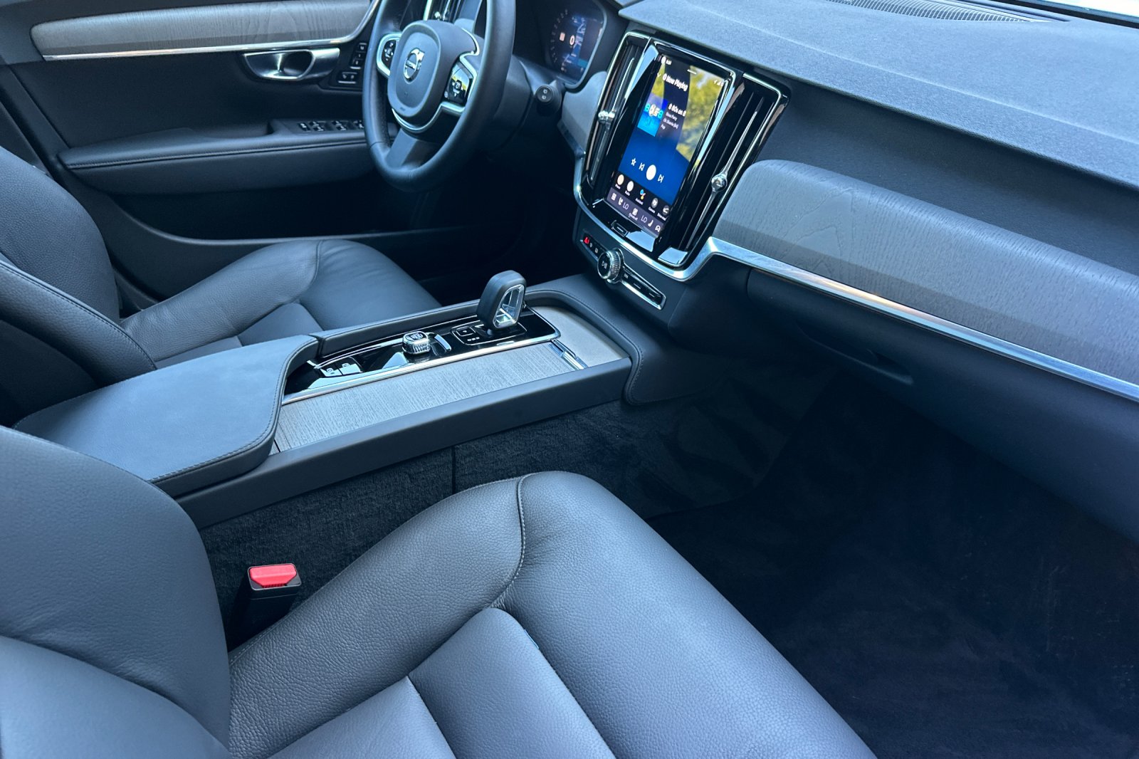 2025 Volvo V90 Cross Country Plus - Photo 16