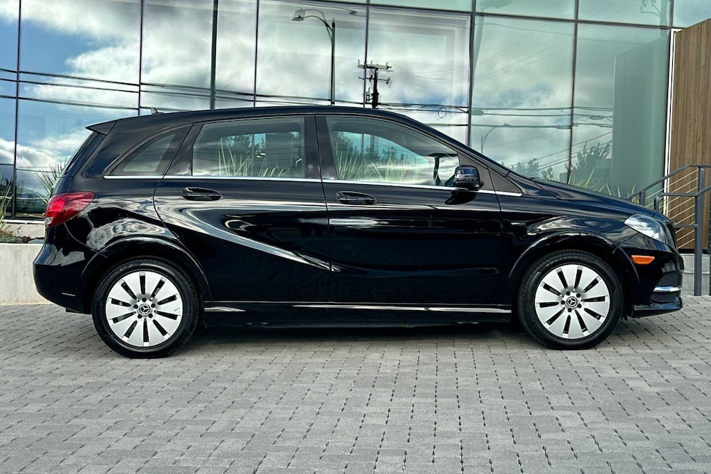 Used 2017 Mercedes-Benz B-Class B 250e Hatchback