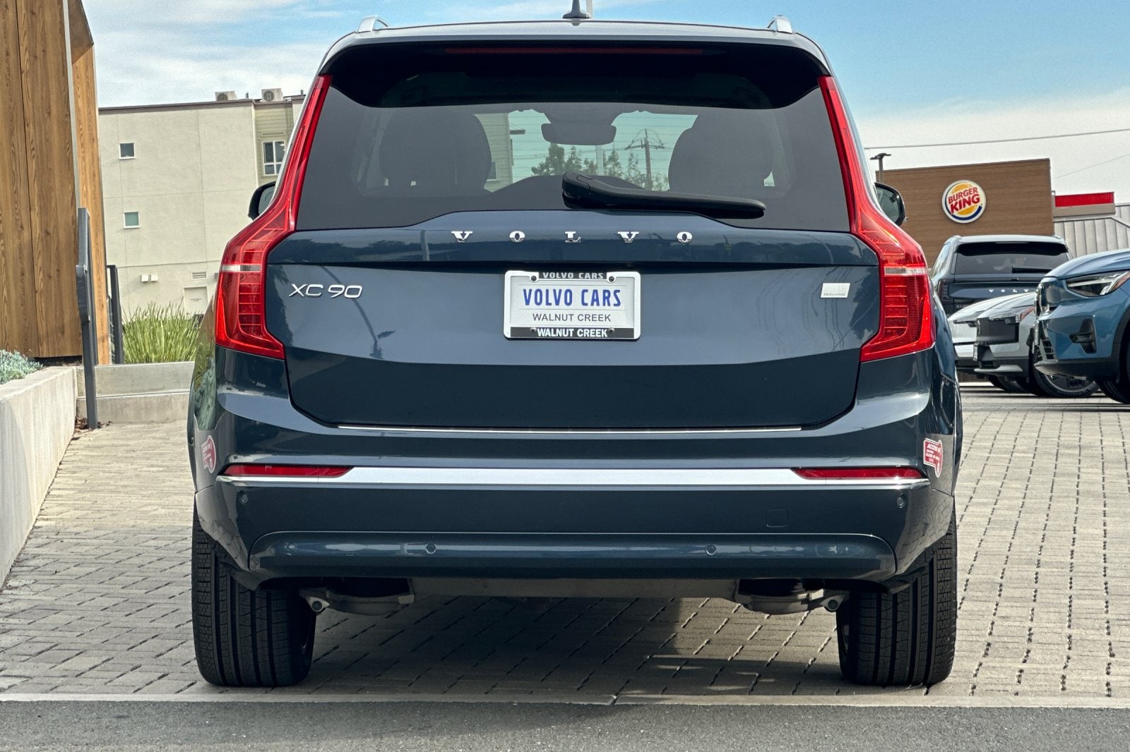 2024 Volvo XC90 plug-in hybrid T8 Ultimate 6-Seater photo 4