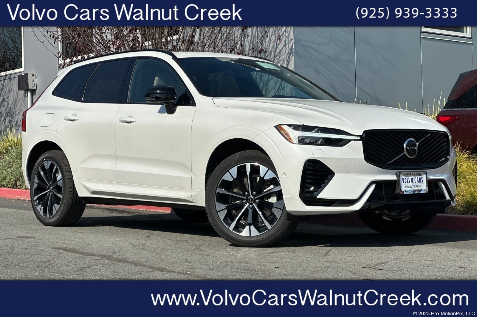 2026 Volvo XC60 T8 Plus Dark AWD's photo