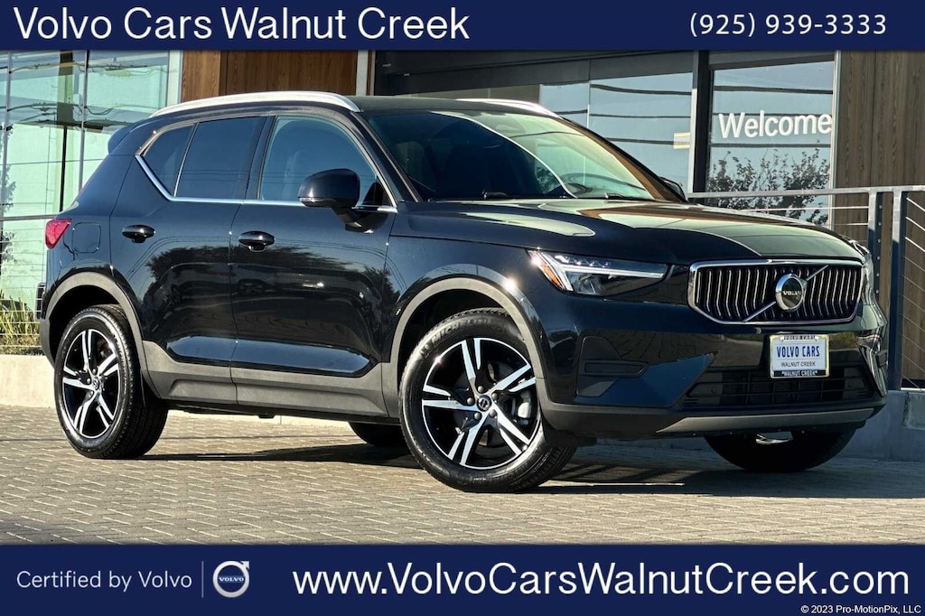 Certified 2025 Volvo XC40 B5 Core Bright Theme SUV