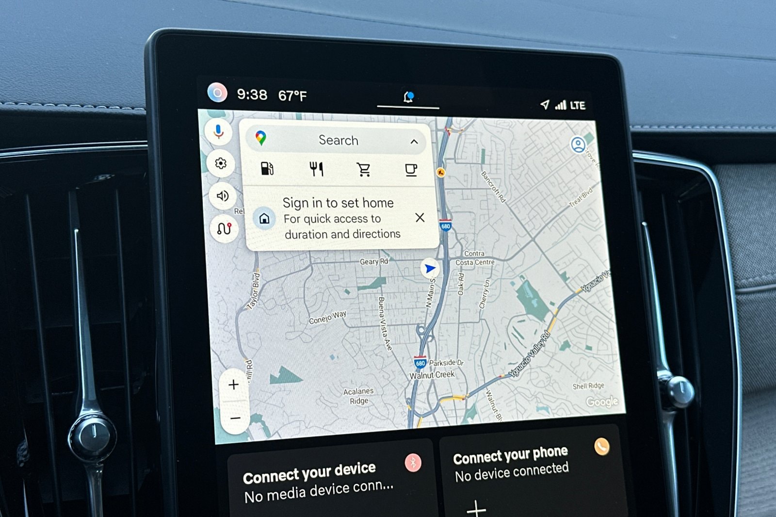 2025 Volvo XC90 Core - Photo 18